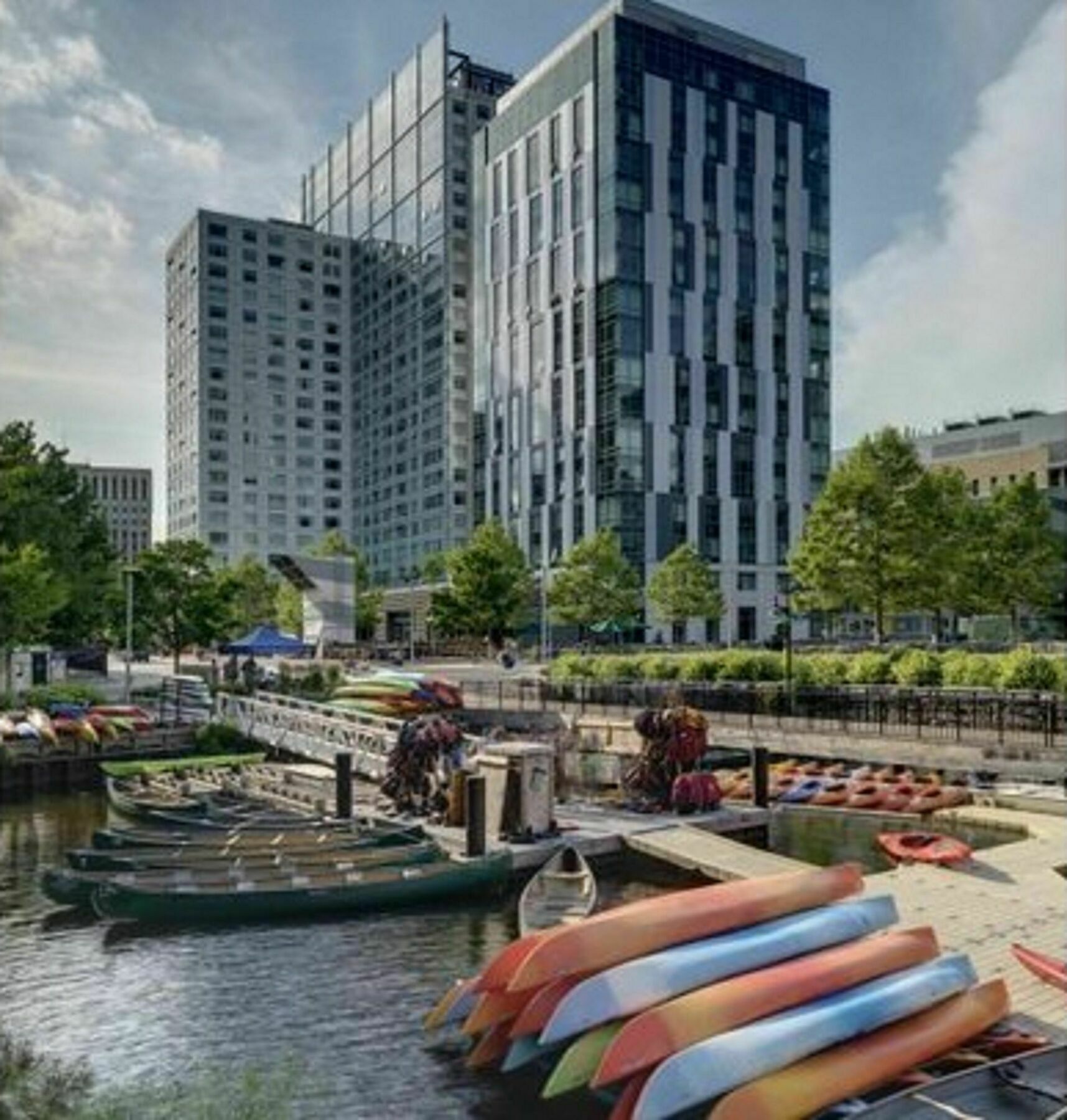 Global Luxury Suites At Kendall West Cambridge Exterior photo
